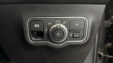 Mercedes-Benz GLB 200 AMG Line Premium 5dr 7G-Tronic Petrol Estate